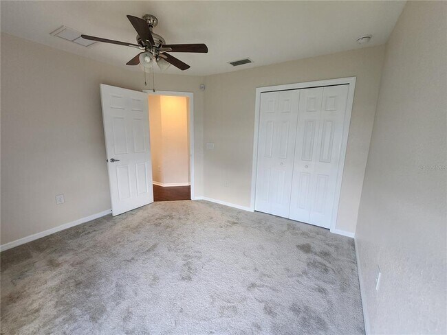 Building Photo - 9907 SW 54th Ave