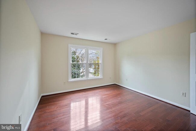 Building Photo - 1324 Pleasant Meadow Rd