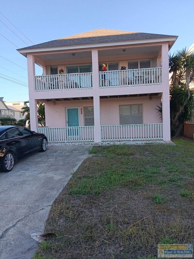 Building Photo - 108 W Capricorn Dr