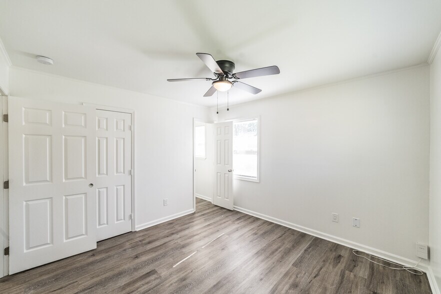 Building Photo - 3610 Dawnwood Dr NW