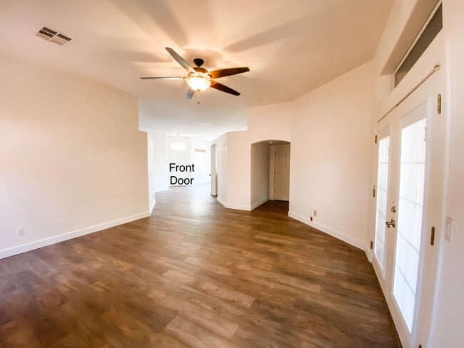 Building Photo - Beautiful 3 Bed/2 Bath home!