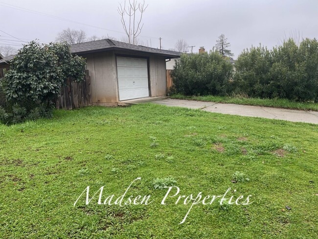 Building Photo - 133 Terrace Dr