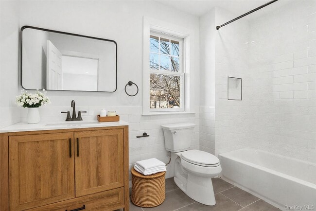 Building Photo - 78 N Kensico Ave