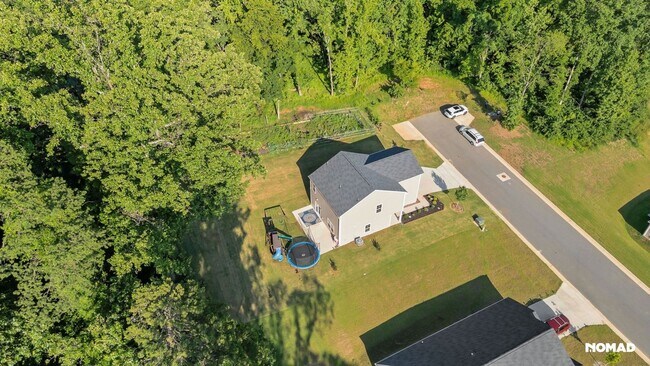 Building Photo - Charming 4BR House in Greensboro