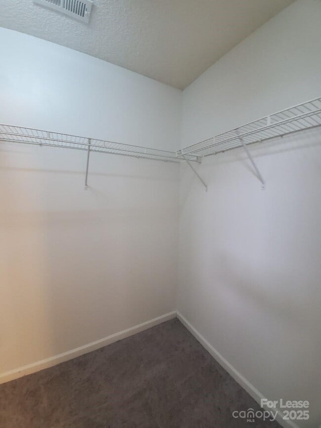 Building Photo - 10623 Campion Ct