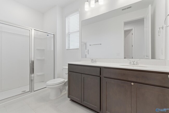 Building Photo - 104 Cavern Ct