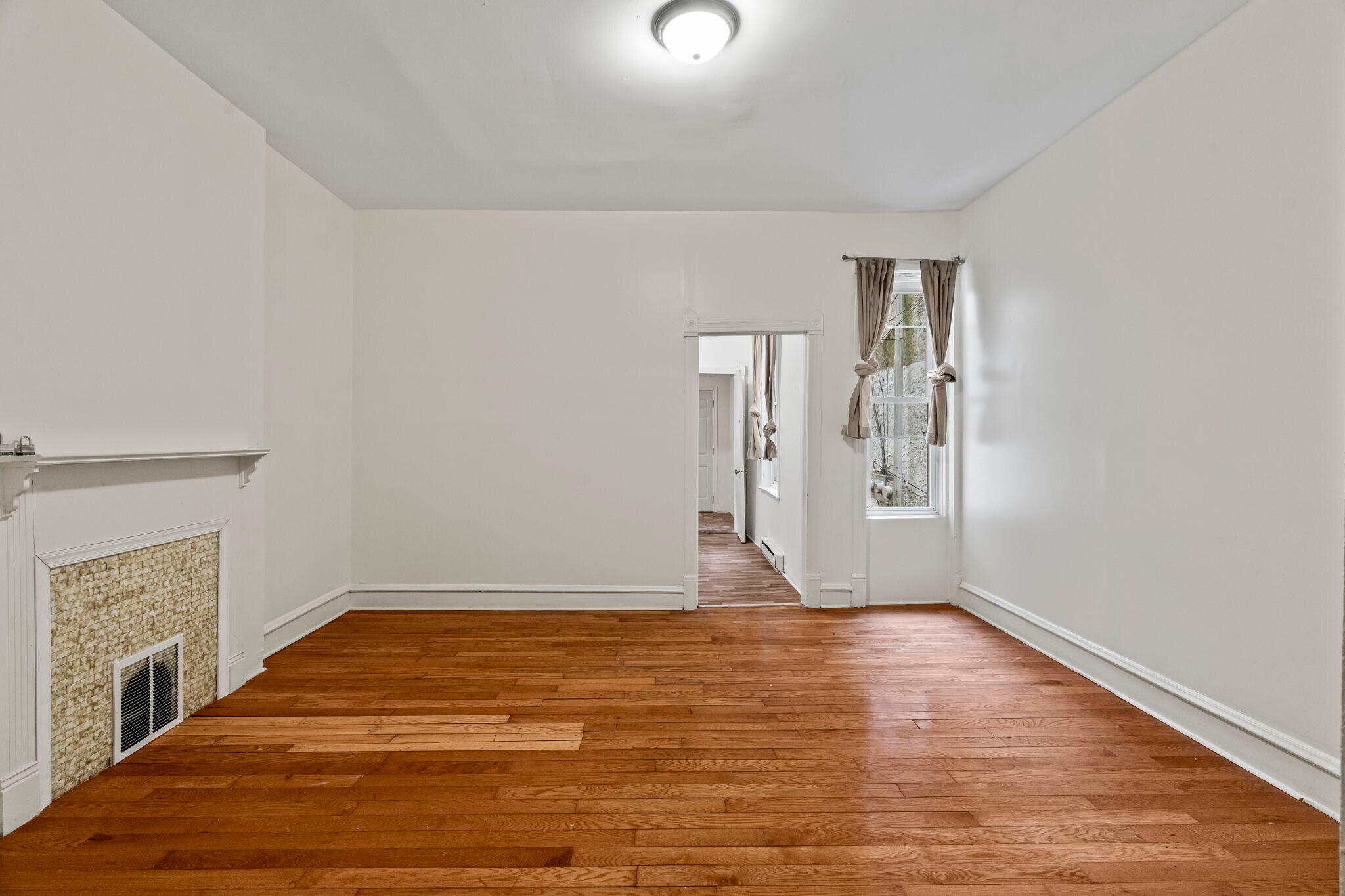 Building Photo - 3727 N 16th St