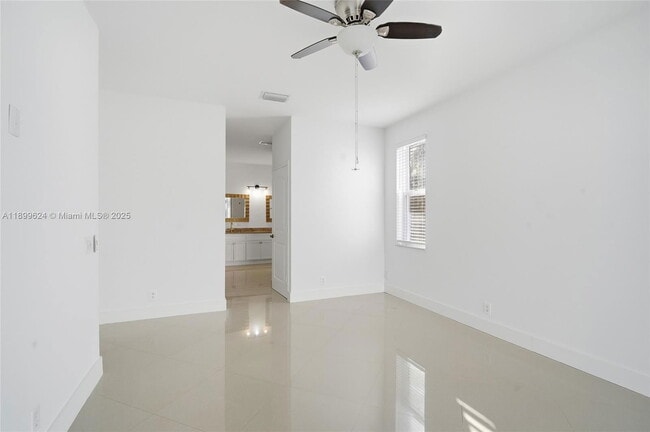 Building Photo - 1049 Thistle Creek Ct