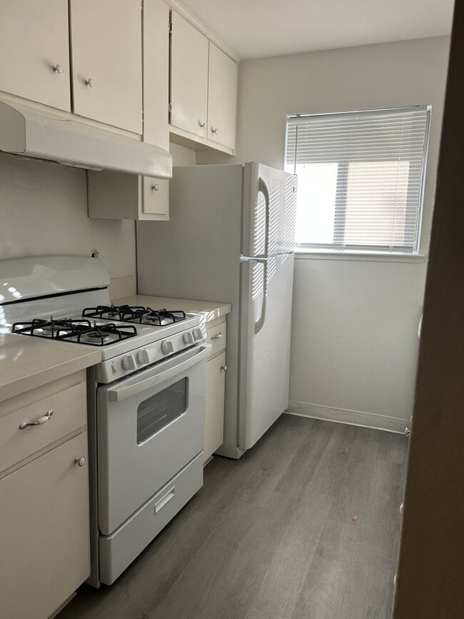 Building Photo - 4711 Hayford Way