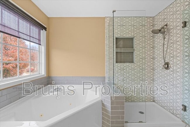 Building Photo - 1835 Morgans Mill Way