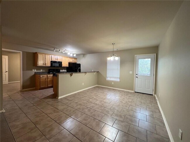 Building Photo - 3400 SW Deerfield Blvd