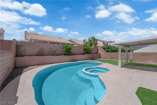 Building Photo - 3733 Horseshoe Mesa St