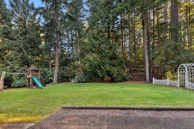 Building Photo - Stunning Private AIR CONDITIONED Dream Home in Coveted Bridal Trails
