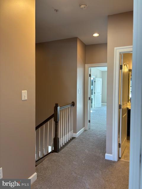 Building Photo - 602 Cliff Ln