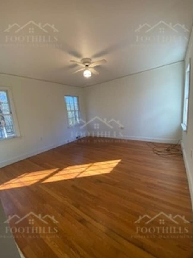 Building Photo - 1109 Reed Rd