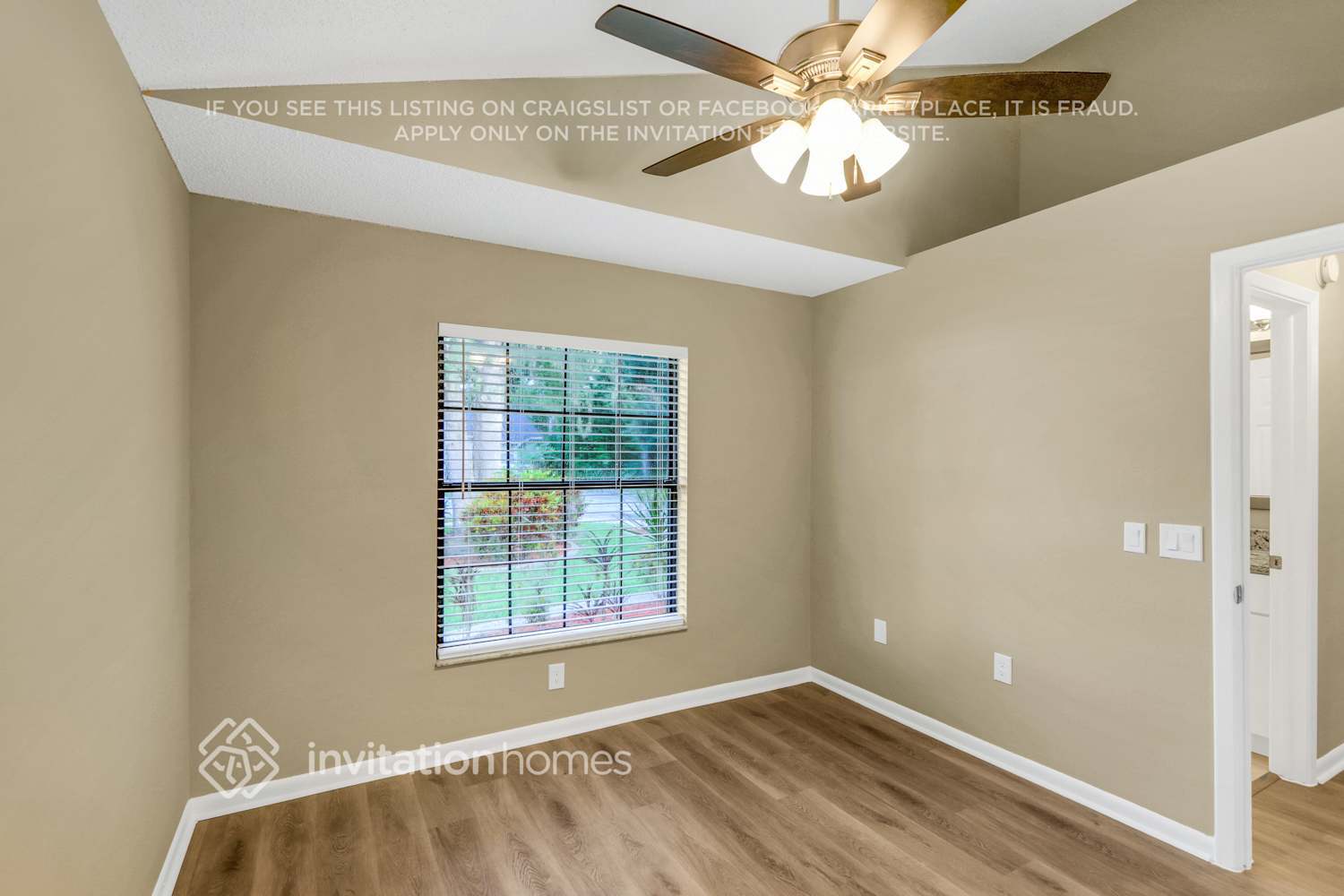 Building Photo - 8042 Lansing Dr
