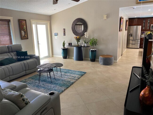 Building Photo - 10981 NW 7th St