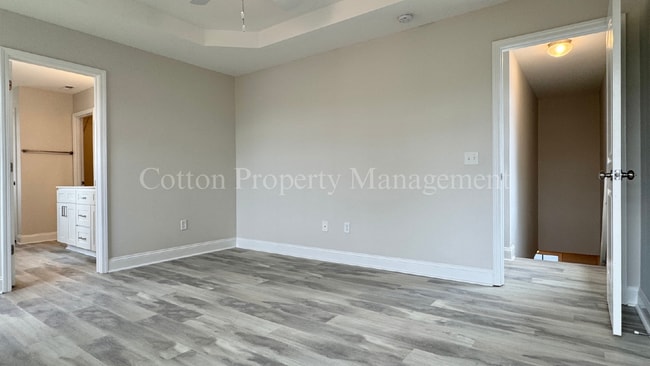Building Photo - 1222 Dabney Pk Dr
