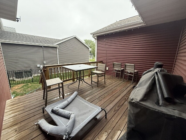 Building Photo - 2865 Endive Dr