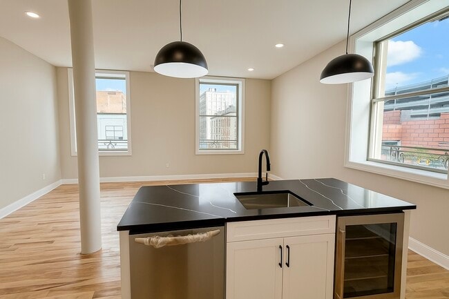 Building Photo - Lackawanna Ave