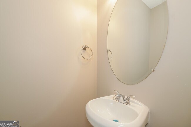 Building Photo - 6522 Grey Fox Way