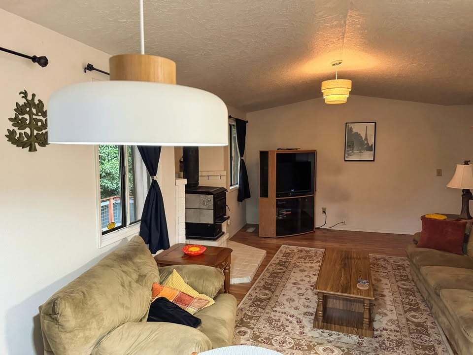 Building Photo - 12608 SE Cora St