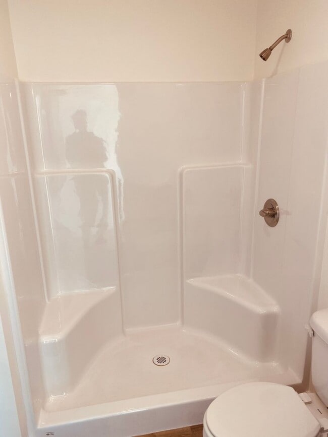 Building Photo - Newer Construction 1 bedroom house near Coffee park!