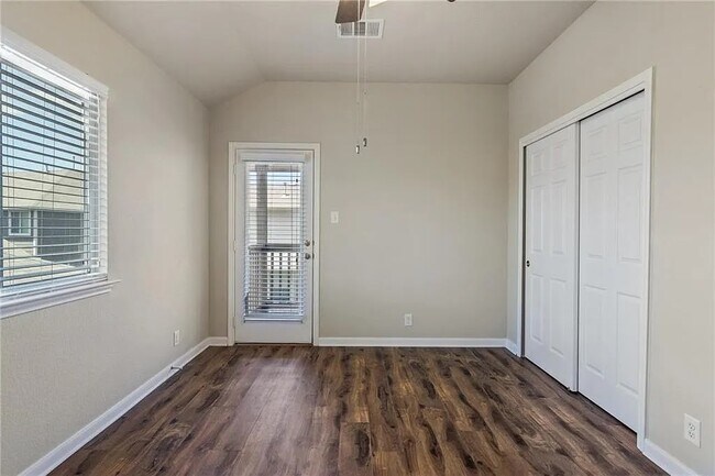 Building Photo - 13512 Night Heron Dr