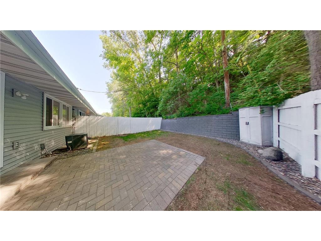 Building Photo - 3050 Grimes Ave N