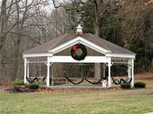 Building Photo - 21216 N Park Dr