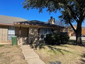 Building Photo - 5601 Hearthwood Ct