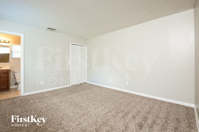 Building Photo - 6363 Brack St