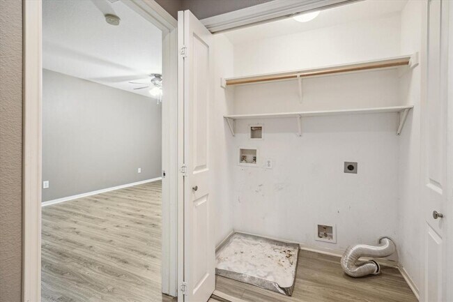 Building Photo - 25 Stone Creek Pl