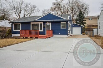 Building Photo - Modern 3 Bedroom / 2 Bathroom Home | Near Aksarben