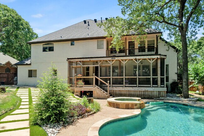 Building Photo - "Discover Your Dream Home: Spacious 4-Bedr...