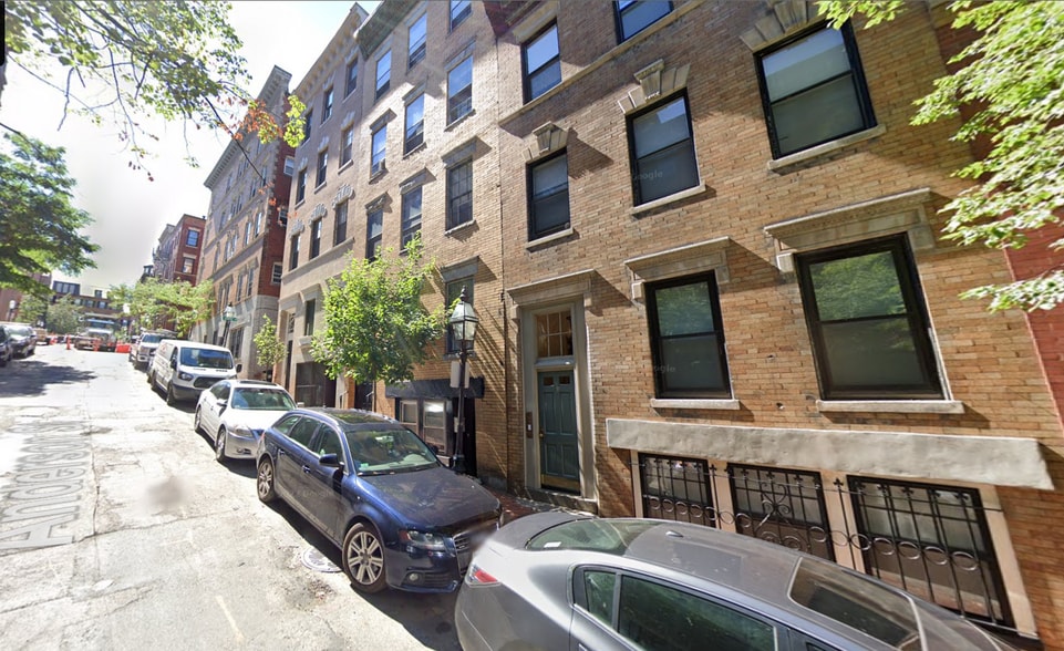 Building Photo - 6 Champney Pl