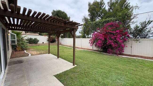 Building Photo - Spacious 4-Bedroom Home Near Centennial High School in Corona