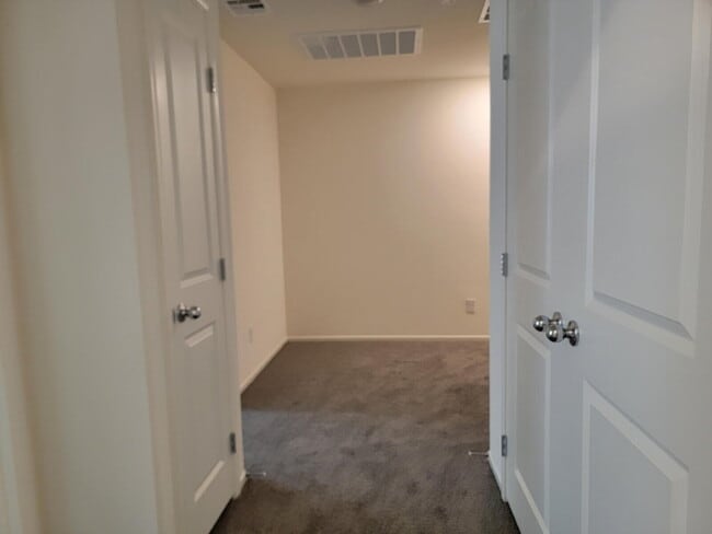 Building Photo - Brand New Home Never Lived In 3 bedroom, 2 bathroom, 2.5 bath, 2 Car Garage