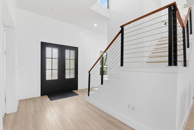 Building Photo - 3859 Tartan Ln