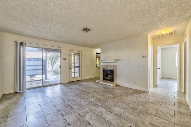 Building Photo - 221 N Lamb Blvd