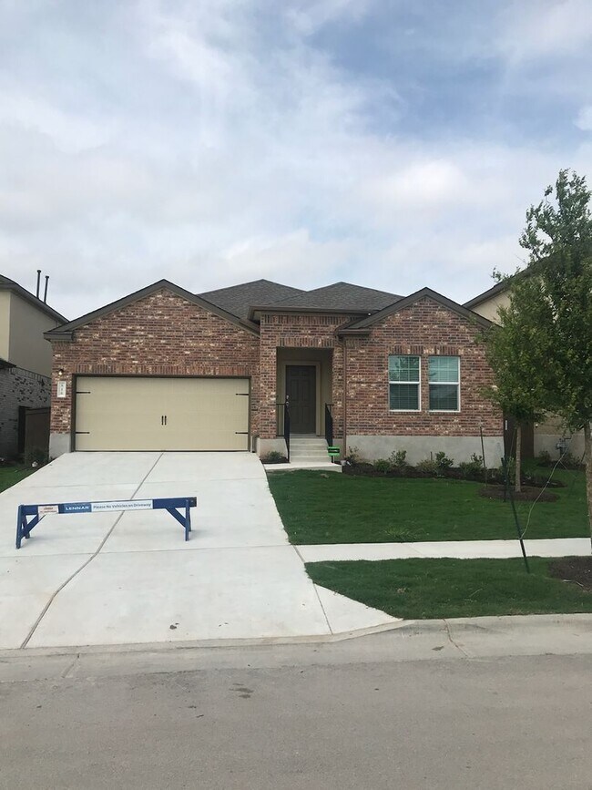 Building Photo - 816 Mallow Rd