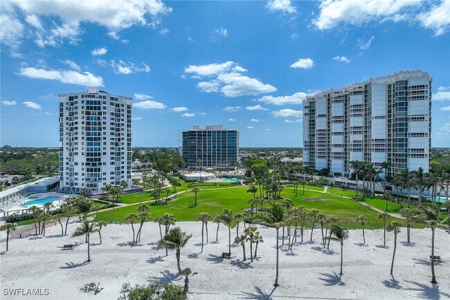 Building Photo - 4031 Gulf Shore Blvd N