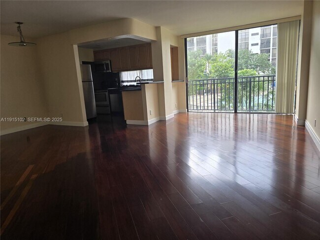 Building Photo - 17011 N Bay Rd