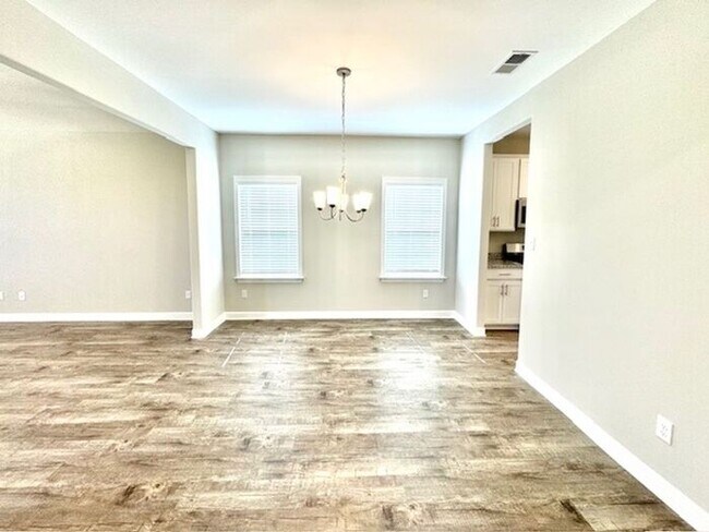 Building Photo - Now Leasing a 4-Bedroom 2.5 Home In Somerville, TN. Availalbe NOW!