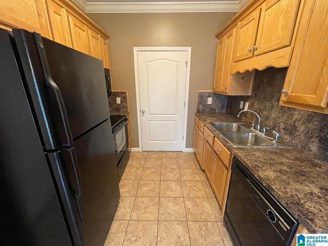 Building Photo - 114 Vann Cir