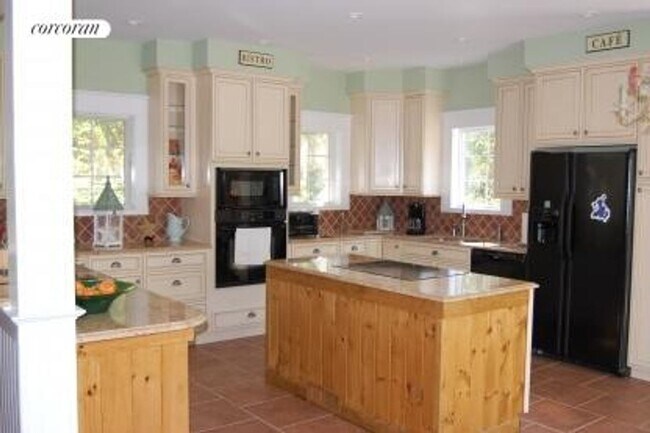 Building Photo - 77 N Midway Rd