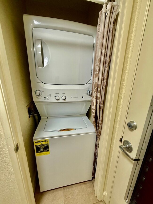 Building Photo - 95-1050 Makaikai St. Apt. 21-B