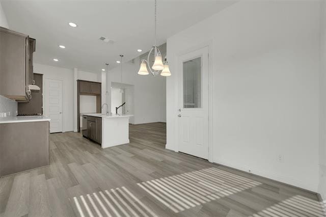 Building Photo - 511 Yellow Rose Ln