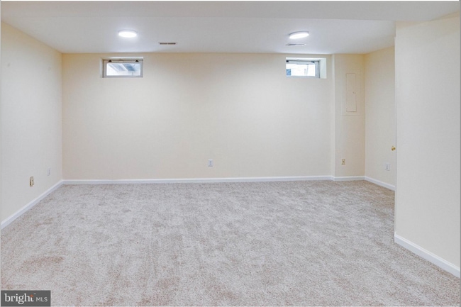 Building Photo - 12758 Silvia Loop