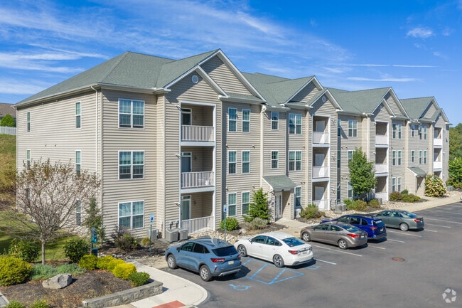 Building Photo - Lexington Commons